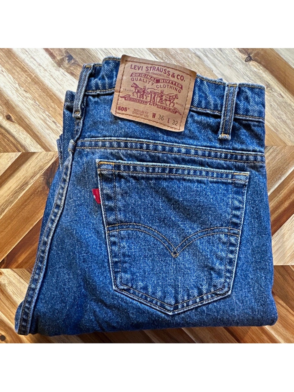 Vintage 90s Levi's 505 36x32 Made in Canada 505-4891 Blue Denim LIKE NEW